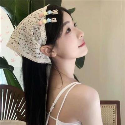 采蘑菇的夫妻